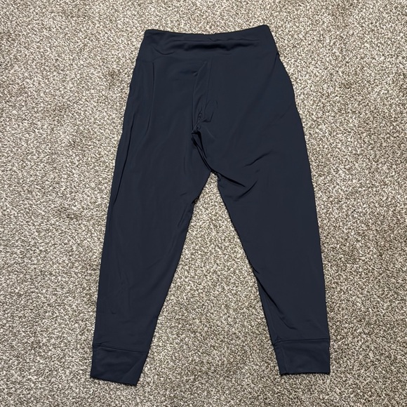 Women’s black joggers - Picture 3 of 6